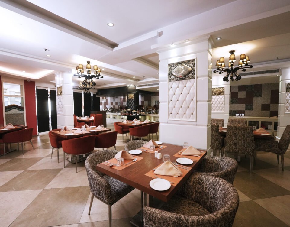 Restaurant_&_Barrel_1