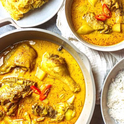 Chicken varutharachathu Chicken varutharachathu
